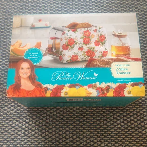 The Pioneer Woman Kitchen The Pioneer Woman Toaster Poshmark
